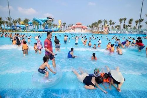 Kế hoạch vui lễ 2-9: Check-in 3 công viên nước Sun World gần Hà Nội