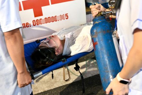 Bác sĩ chỉ cách bảo vệ sức khỏe khi xem diễu binh, diễu hành