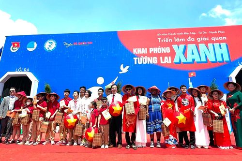 Chắp cánh ước mơ cho trẻ em khuyết tật