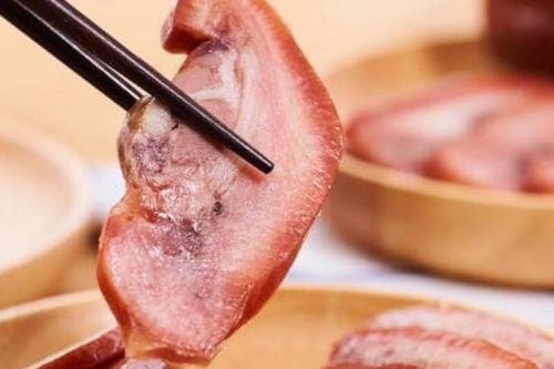 Ăn thủ lợn chưa chín, người đàn ông nguy kịch vì nhiễm liên cầu khuẩn