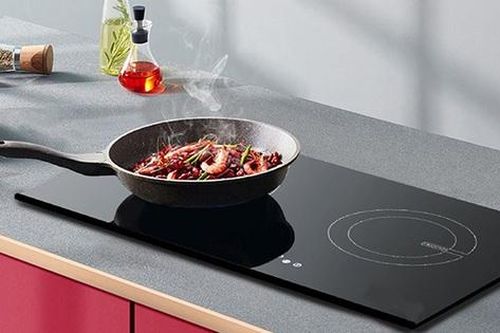 Có nên rút điện bếp từ sau khi nấu ăn xong không?