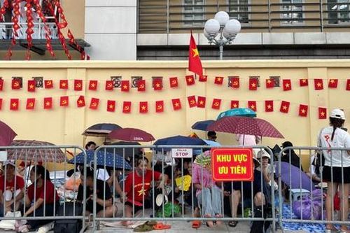 Hà Nội bố trí hơn 5.000 chỗ ngồi ưu tiên cho cựu chiến binh, người cao tuổi xem diễu binh