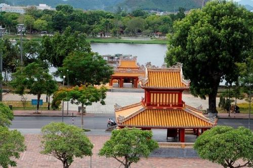 Cho muôn dân vui ngày đại khánh