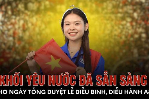 Hà Nội rực đỏ cờ hoa, người dân thức trắng đêm chờ tổng duyệt A80
