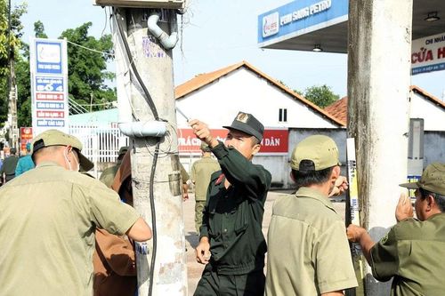 TP Hồ Chí Minh: 168 xã, phường, đặc khu đồng loạt ra quân xử lý quảng cáo trái phép