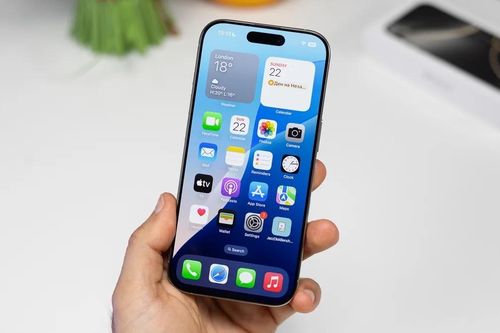 Lý do màn hình iPhone chưa đẹp hơn