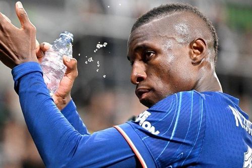 Chelsea 'quay xe', hủy bỏ thương vụ Jackson