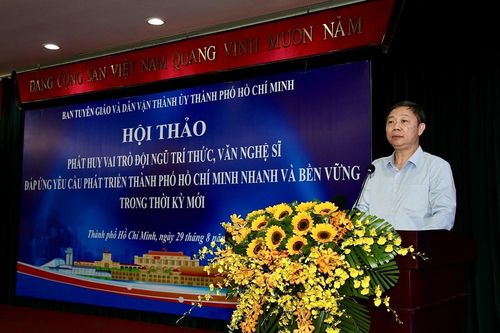 Khẳng định vai trò trí thức, văn nghệ sĩ trong phát triển TP.HCM