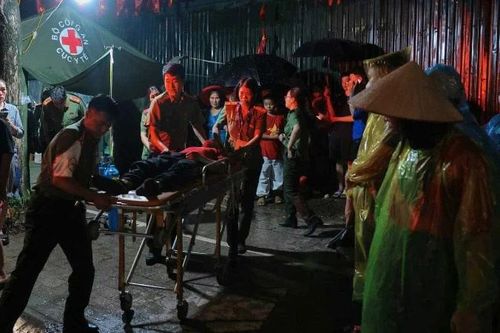 Kịp thời cấp cứu, chăm sóc sức khỏe cho người dân chờ xem diễu binh