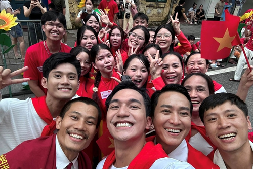 Đánh thức ký ức dân tộc