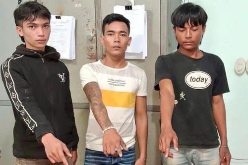 Đạo chích lộ diện