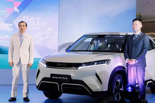 Hiệp hội Các nhà sản xuất ô tô Việt Nam lo phải ngừng bán 96% ôtô xăng, dầu vào năm 2030
