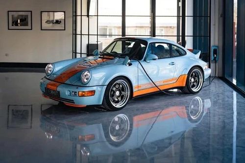 Porsche 911 993 tái sinh thành xe thể thao 'không uống 1 giọt xăng'