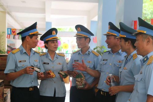 Bộ đội Phòng không- Không quân tiếp sức nhân dân trong Lễ Tổng duyệt A-80