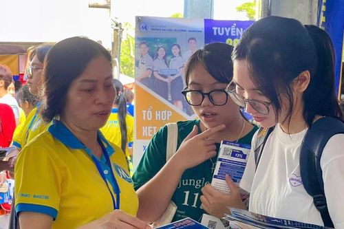 Quy đổi điểm sai, Trường Đại học Tài chính – Marketing xin lỗi 75 thí sinh trượt oan, đỗ ảo