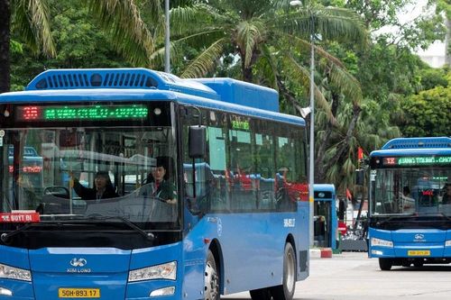 Chào mừng quốc khánh 2/9 – Hành khách đi xe buýt Phương Trang hoàn toàn miễn phí