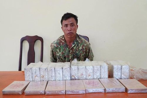 Phá đường dây buôn bán 44 bánh heroin tại Điện Biên