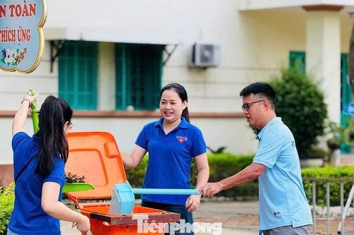 Giới trẻ xứ Lạng ra quân làm đẹp công sở, khu công cộng mừng Quốc khánh