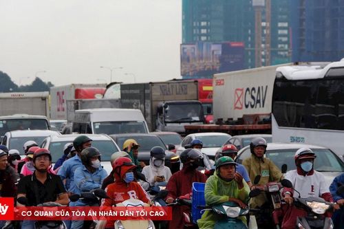Cửa ngõ phía Đông TP.HCM ùn ứ ngày đầu nghỉ lễ 2/9
