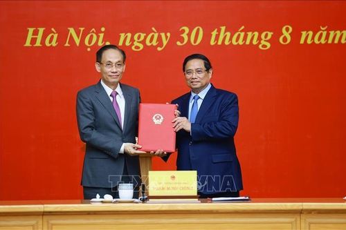 Đồng chí Lê Hoài Trung giữ chức Quyền Bộ trưởng Bộ ngoại giao