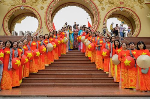 TP Hồ Chí Minh: Các khu vui chơi nhộn nhịp người trong ngày đầu nghỉ lễ 2/9