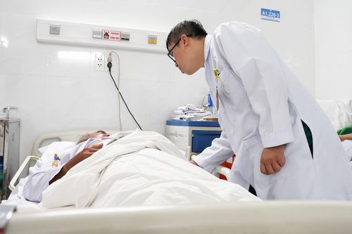Bác sĩ cảnh báo nguy hiểm từ thói quen ăn uống