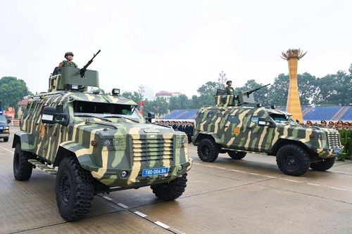 Cận cảnh dàn xe 'quái thú' bảo vệ nguyên thủ tại Lễ diễu binh, diễu hành A80