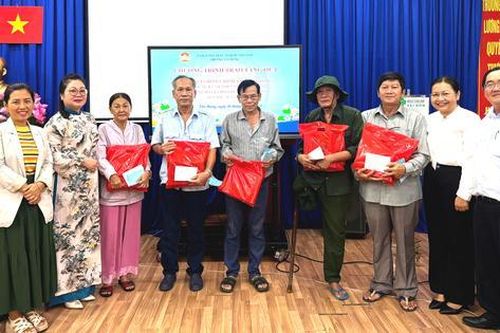 TPHCM: Ra mắt Trung tâm an sinh xã hội 'lấy sức dân để chăm lo cho dân'