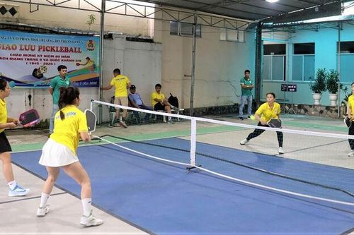 Công ty Cổ phần Môi trường đô thị An Giang tổ chức giao lưu Pickleball