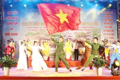 Bắc Ninh: Rực rỡ sắc màu nghệ thuật dân gian tại hồ Nghĩa Long, phường Bắc Giang