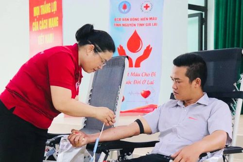 Tiếp nhận 135 đơn vị máu tại ngày hội hiến máu tình nguyện