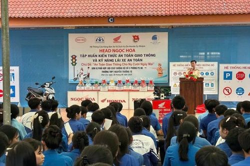 Trang bị kiến thức pháp luật về giao thông cho học sinh, sinh viên trước thềm năm học mới