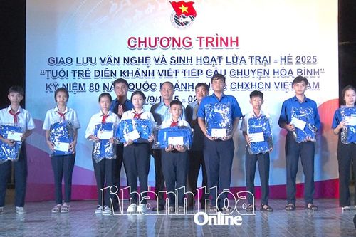 Xã Diên Khánh: Hơn 150 đoàn viên, thanh niên giao lưu văn nghệ và sinh hoạt lửa trại - Hè 2025
