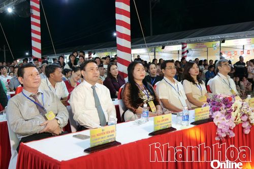 Khai mạc Lễ hội Trái cây - Ẩm thực Lâm Sơn lần thứ I năm 2025