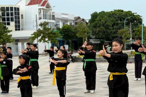 Cho trẻ học võ: Lợi sức khỏe, rèn tâm tính