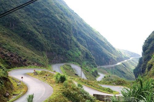 Con đường xuống núi