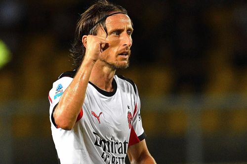 AC Milan thắng trận đầu tại Serie A 2025/2026