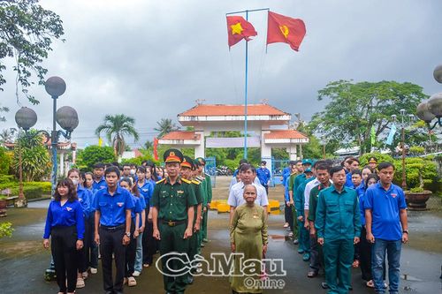 Tuổi trẻ với hành trình 'Tự hào Việt Nam'