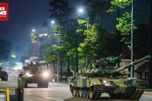 Giữa đêm, dàn khí tài diễu binh A80 hùng dũng tiến về Ba Đình