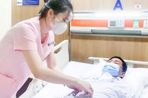 Người đàn ông 58 tuổi bị ung thư tuyến giáp mắc sai lầm này khiến khối u tăng gấp 3