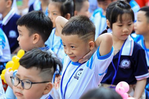 Việc cần làm để trẻ không mắc bệnh vào mùa tựu trường