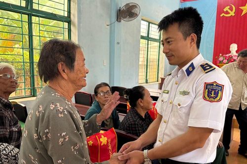 Dân vận khéo ở vùng biên giới biển