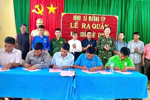 Xã biên giới lan tỏa ý thức giữ gìn môi trường từ 'Ngày Chủ nhật xanh'