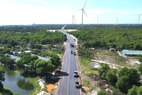 Kết nối giao thông, khai thác tiềm năng vùng ven biển