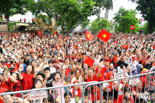 Cháy mãi ngọn lửa yêu nước