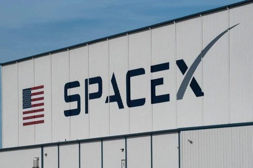 Tỷ phú Elon Musk và SpaceX có ảnh hưởng hơn cả một công ty