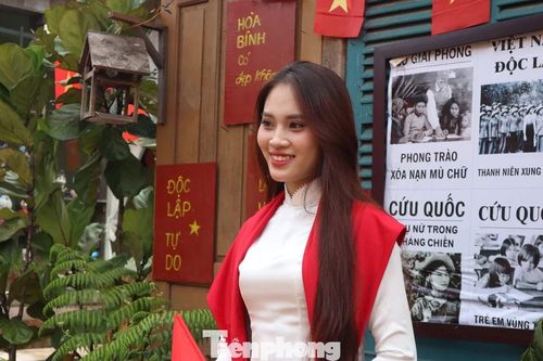 Bạn trẻ Đắk Lắk hào hứng check in mừng Quốc khánh 2/9