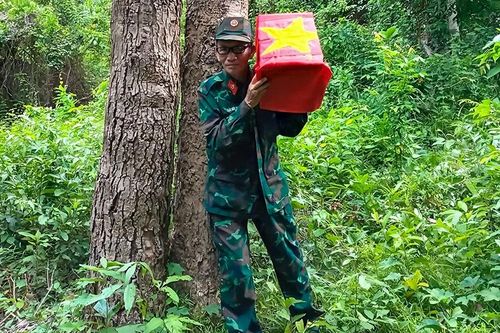 Hơn bốn mươi năm đi tìm đồng đội