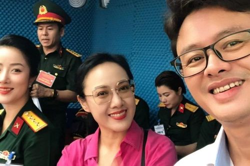 Chân dung 13 người trong tổ thuyết minh Lễ diễu binh, diễu hành A80