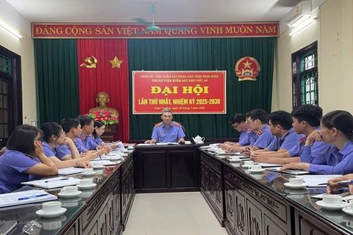 VKSND khu vực 10, tỉnh Ninh Bình tổ chức Hội nghị triển khai các văn bản pháp luật mới